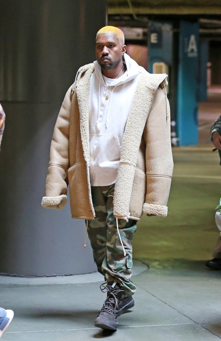 Kanye West setzte den Scheidungsgerüchten ein Ende und postete ein gemeinsames Foto mit seiner Frau Kim Kardashian.