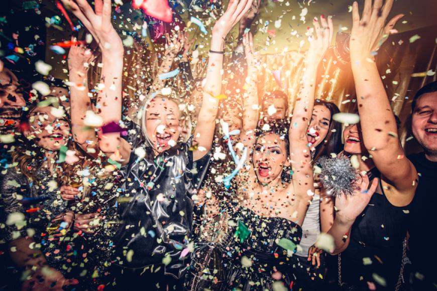Mit coolen Ideen wird eure Silvesternacht ein richtiger Kracher!