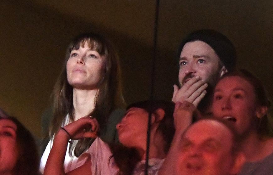 Jessica Biel und Justin Timberlake schauten sich zunächst gespannt das Lakers-Spiel an.