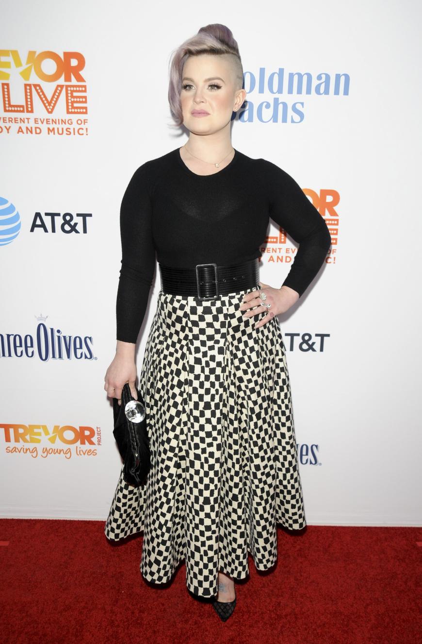 Diese schlimmen wie intimen Details beschreibt Tochter Kelly Osbourne nun in ihrem neuen Buch