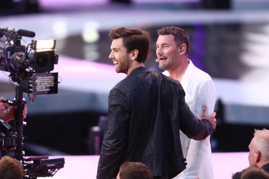 Schon bei GNTM 2016 spielte sich Alexander Keen - hier beim Finale mit Michael Michalsky - in den Vordergrund.