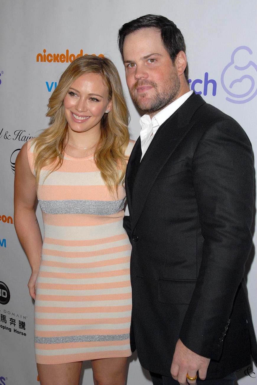 Von 2007 bis 2015 war Hilary Duff mit Mike Comrie verheiratet. Das Ex-Paar hat einen gemeinsamen Sohn.