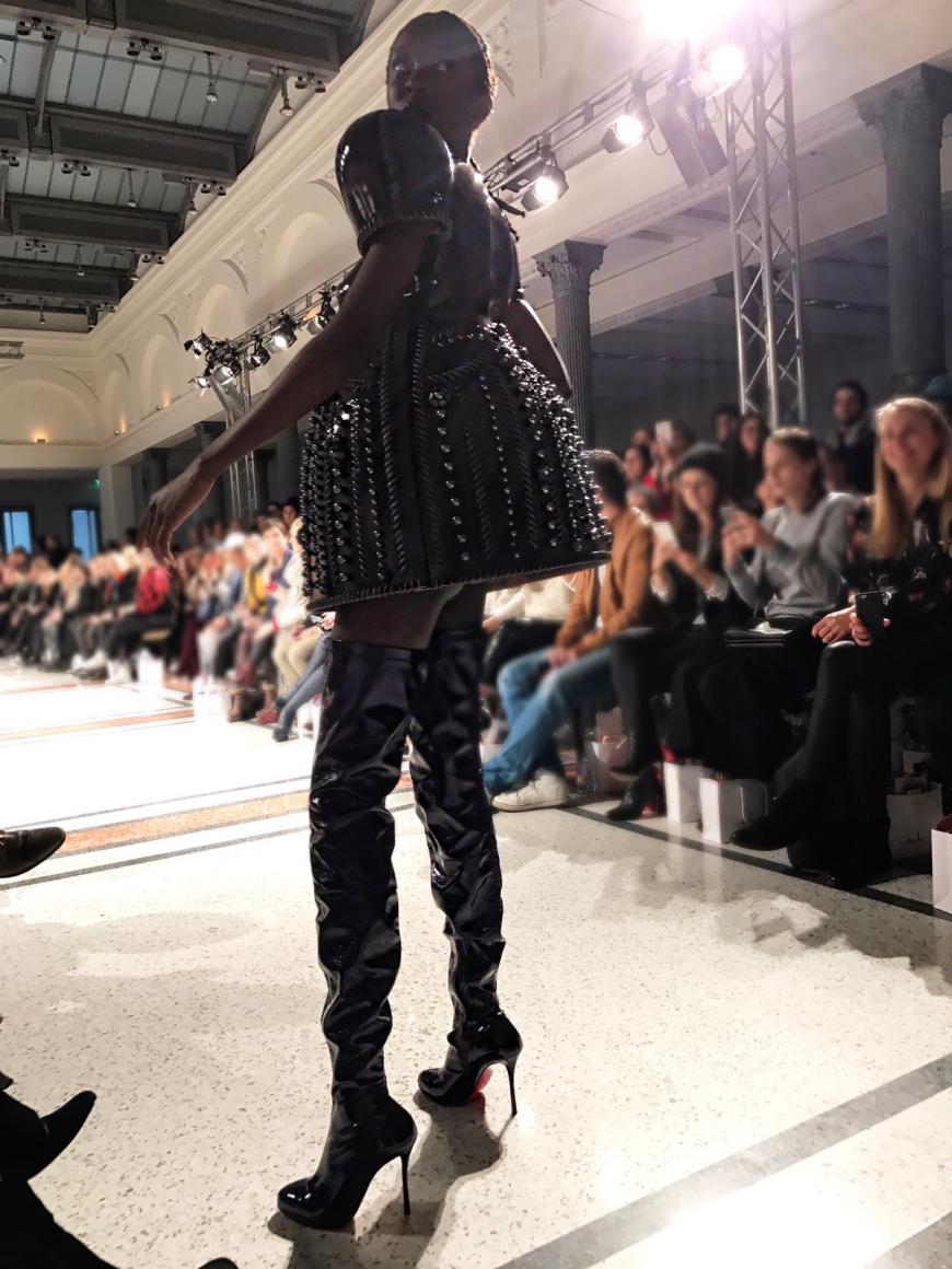 Marina Hoermanseders Show war Julias persönliches Highlight auf der Berlin Fashion Week.