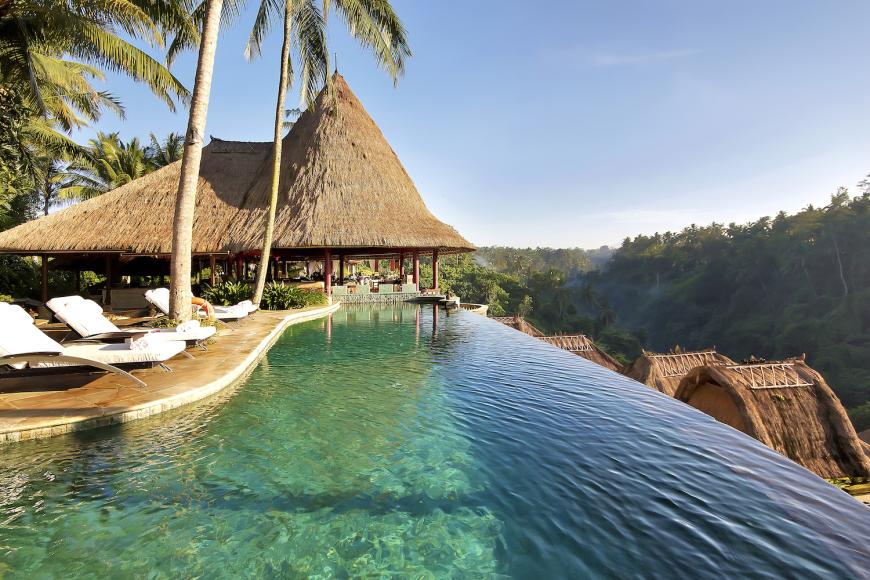Mitten im Dschungel liegt das 5 Sterne Resort.