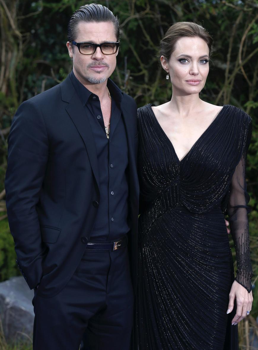 Insider behaupten gegenüber US-Medien, dass Angelina Jolie schon während ihrer Ehe mit Brad Pitt hin und wieder in den Hungerstreik gegangen sei.