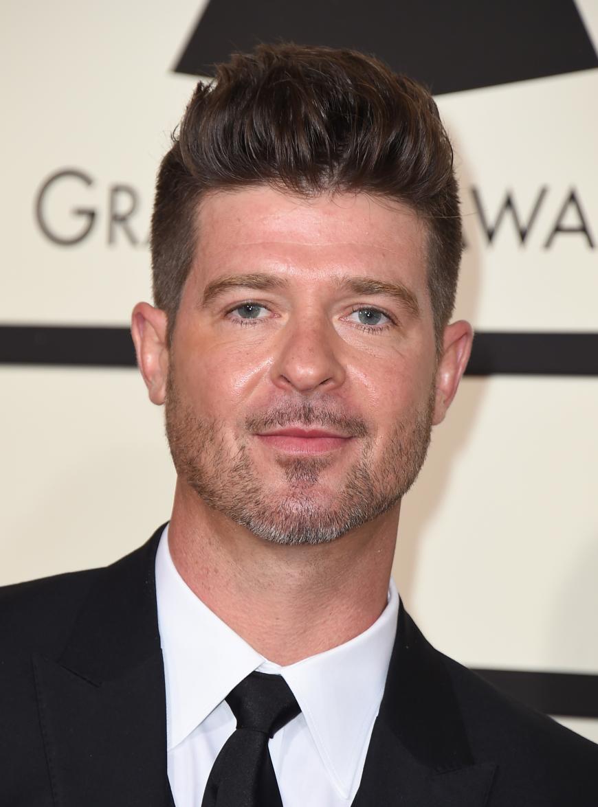 Robin Thicke darf sich seiner Ex-Frau Paula Patton und seinem Sohn Julian nicht mehr nähern.