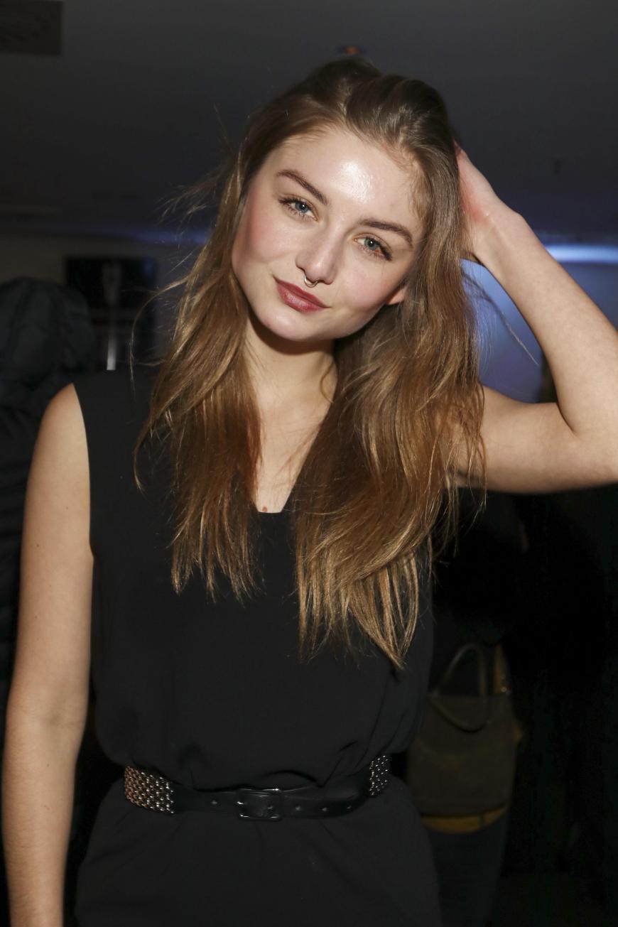 Dunkelblonde Haare adé: SO sieht GNTM-StarJulia Wulf nicht mehr aus.