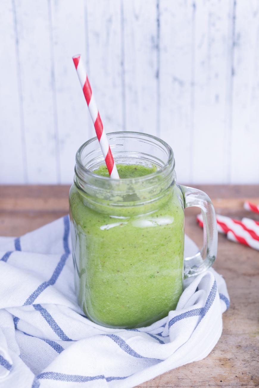 Grüne Smoothies leicht gemacht, mit der entsprechenden Gewürzmischung in der Clean-Eating-Box.