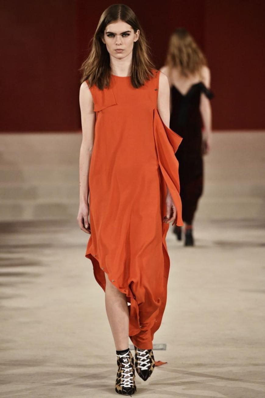 Die Farben Orange und Gelb waren ein großes Thema bei der Fashion-Show.