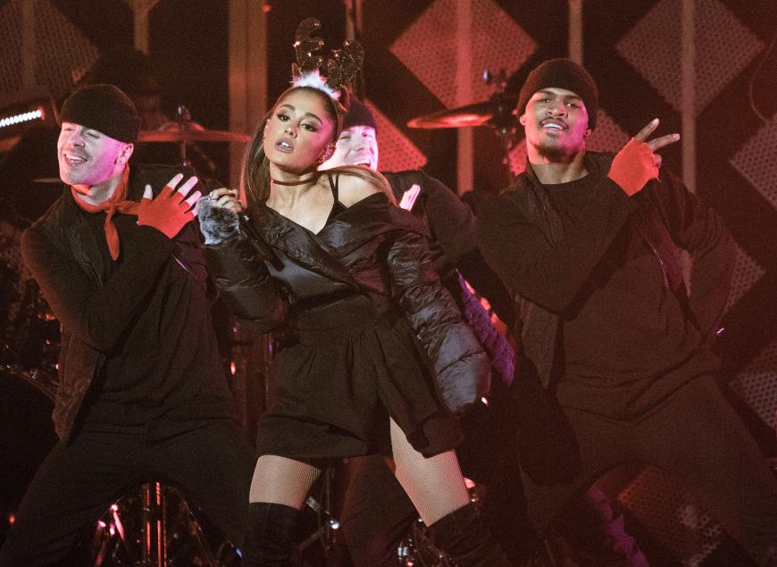 Ariana Grande versüßt uns mt ihrem girligen neuen Song "Everyday" das Wochenende!