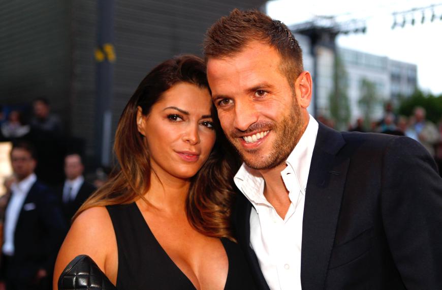 Nach der gescheiterten Beziehung mit Rafael van der Vaart möchte Sabia Boulahrouz nun offenbar einen Schlussstrich ziehen und aus der ehemals gemeinsamen Villa ausziehen.