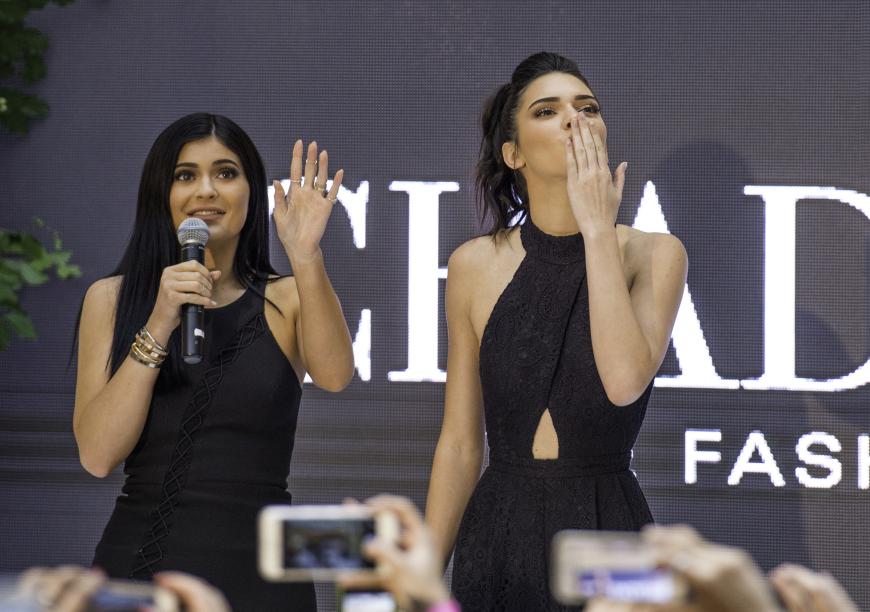 Kylie Jenner und Kendall Jenner promoten ihre