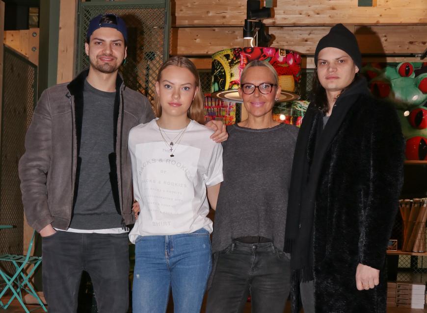 Ihre Familie gibt ihr Halt: Jimi Blue, Cheyenne, Natascha und Wilson Gonzales (v.l.) treffen sich regelmäßig.