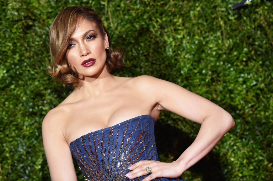 J.Lo schien nach der Trennung von Casper Smart wieder glücklich zu sein.