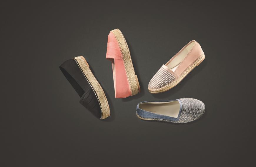 Sneaker, Ethno-Sandalen, Heels, Wedges, Espadrilles oder Mules – die „Ellie Goulding for Deichmann“-Kollektion steht ganz unter dem Motto „Rock your Look“.