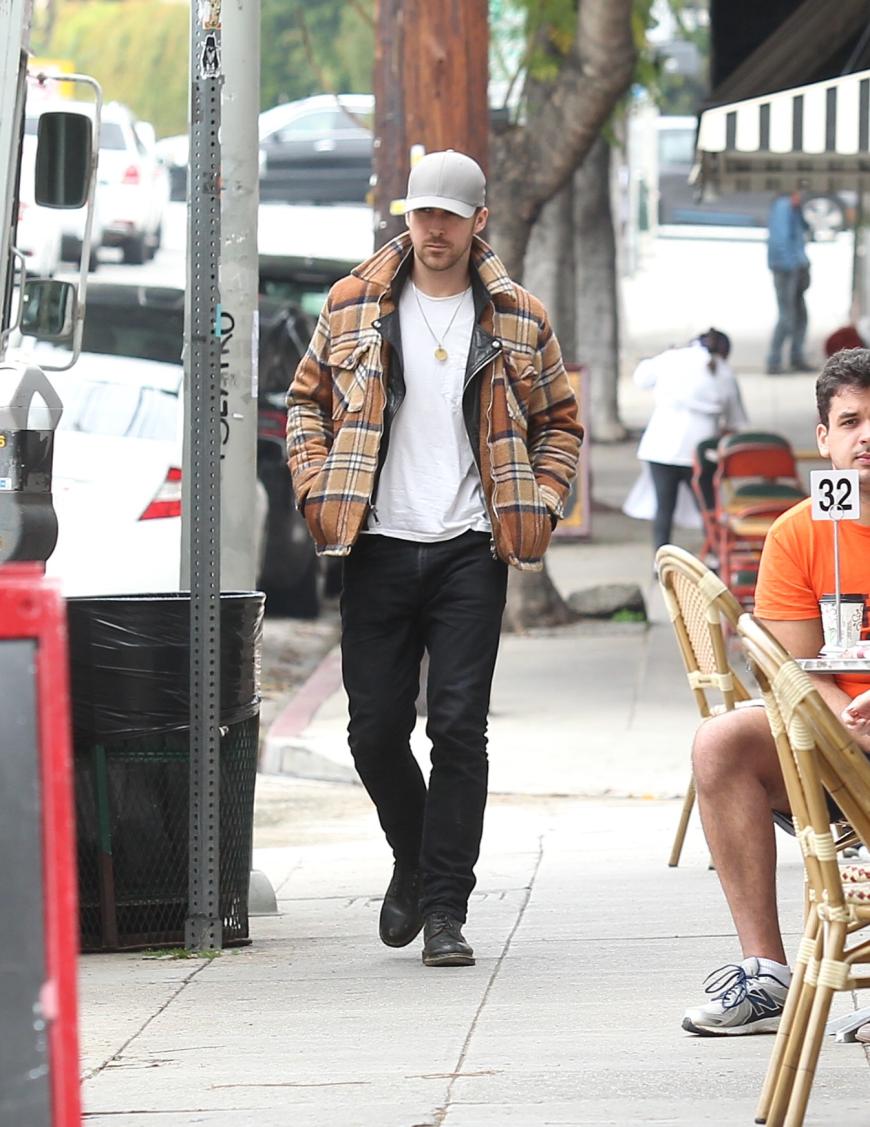 Ryan Gosling nach dem Mittagessen in Los Angeles.