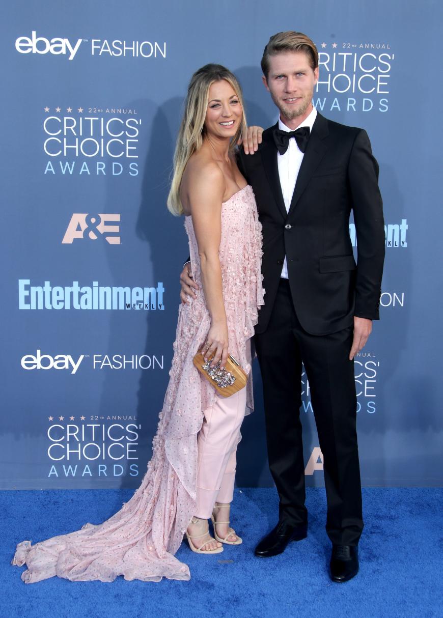 Kaley Cuoco und Karl Cook sind seit zehn Monaten offiziell ein Paar.