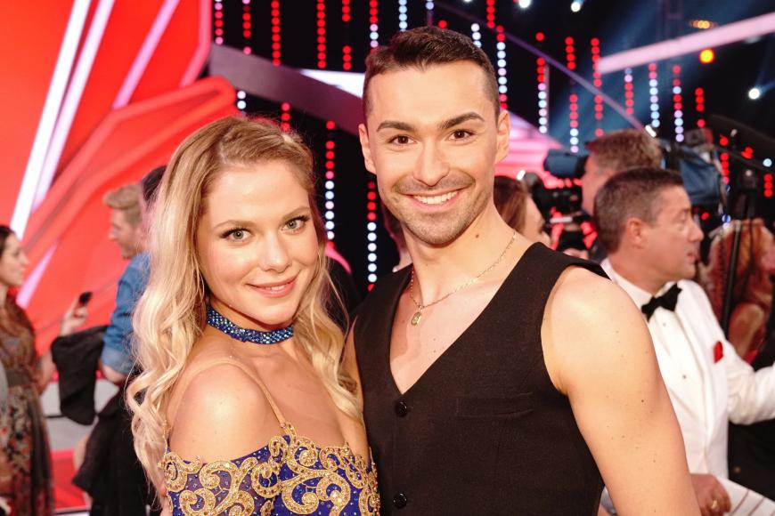 Schauspielerin Cheyenne Pahde kämpft zusammen mit Profitänzer Andrzej Cibic um den