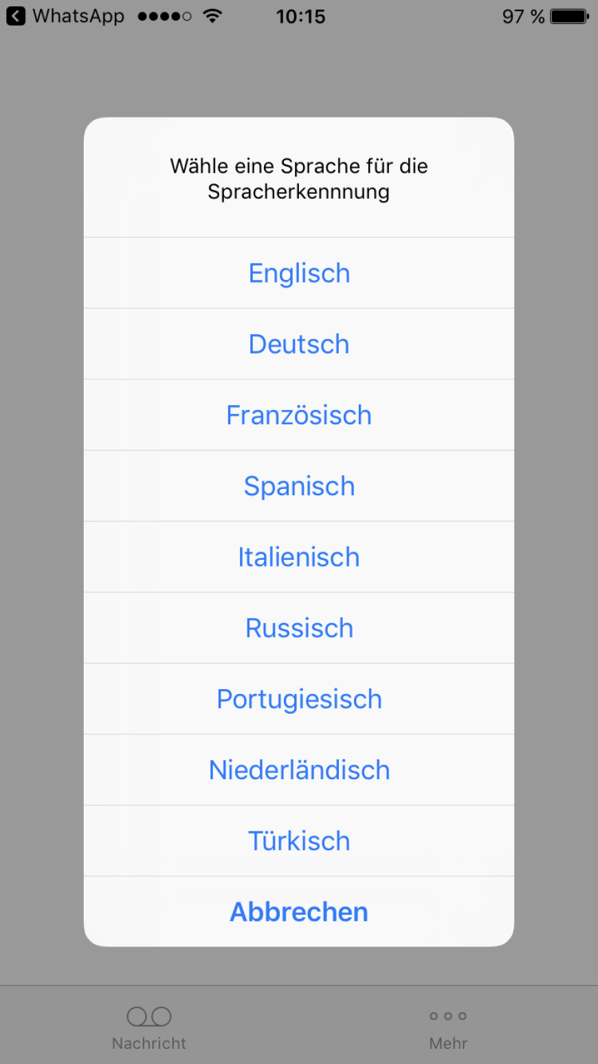 Nun müsst ihr eine Sprache auswählen, in die die Sprachnachricht übersetzt werden soll. Aber Achtung: Hier hakt es noch, wenn ihr zum Beispiel Deutsch zu Englisch von der App übersetzen lassen wollt! Deutsch zu Deutsch funktioniert hingegegen schon ziemlich gut.