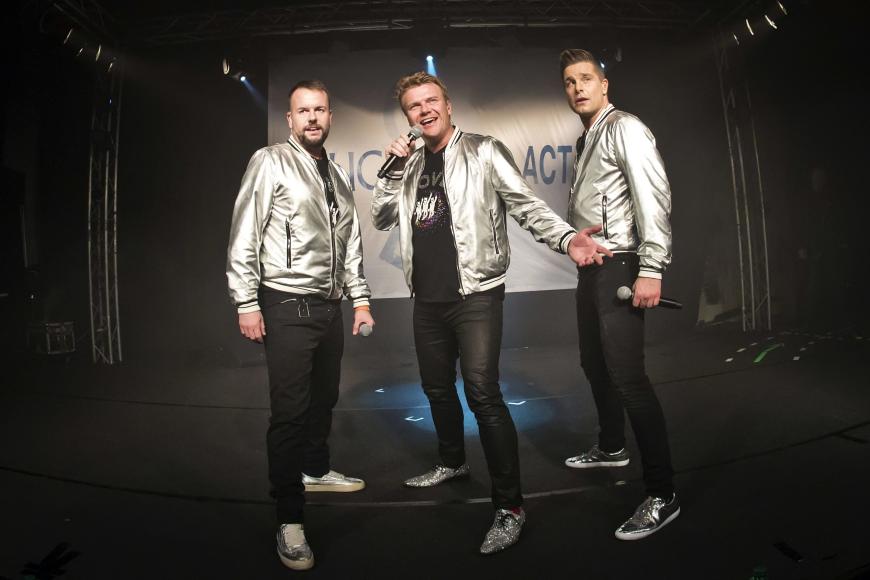 Bastiaan Ragas wurde in den 90ern durch die Boyband