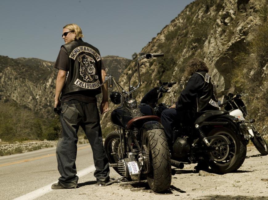 Trotz seiner Phobie gilt Charlie Hunnam spätestens seit seiner Rolle in