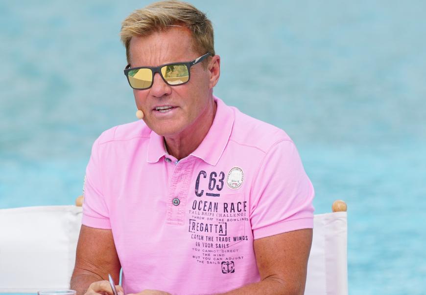 Dieter Bohlen lässt Gnade walten und holt zwei Kandidatinnen zurück.