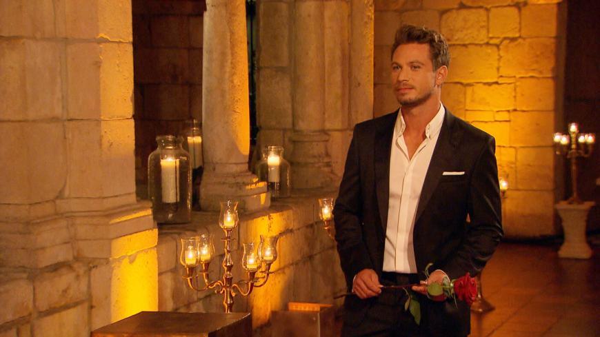 Sebastian Pannek vergibt die letzte Rose ...