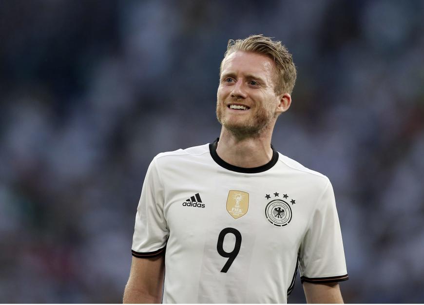 Nationalspieler André Schürrle ist wieder verliebt.