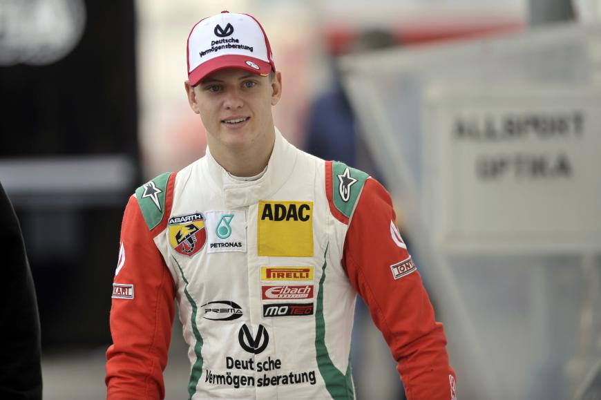 Mick Schumacher äußerte sich erstmals öffentlich zu seinem Vater Michael: