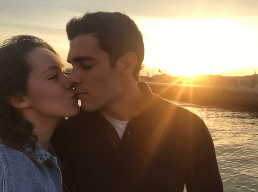 Wie romantisch! Aurora Ramazzotti präsentiert uns jetzt auf Instagram einen süßen Schnappschuss mit ihrem Freund - inklusive Sonnenuntergang.