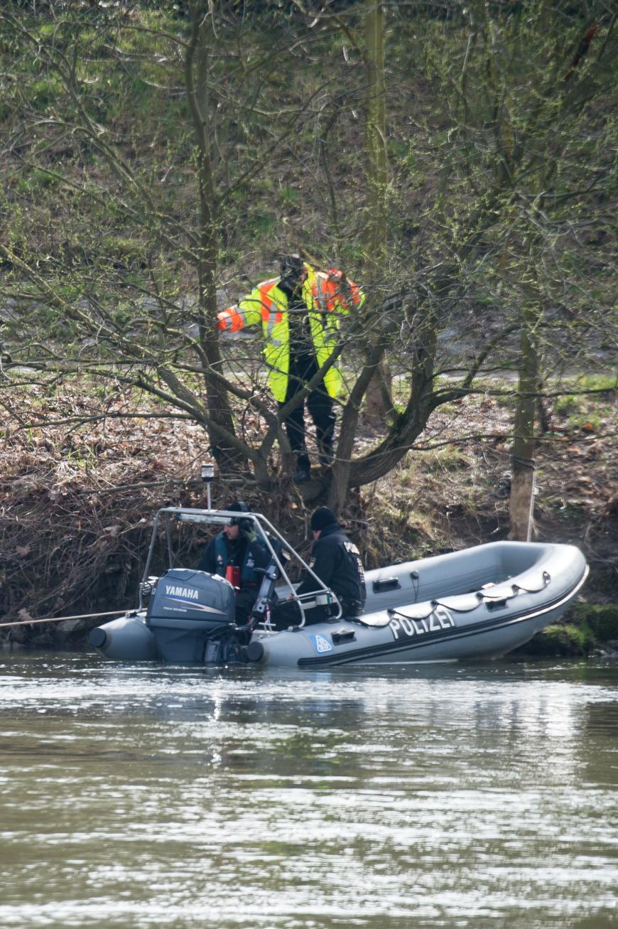 Sie wurde am Freitagmorgen von einer Spaziergängerin in der Donau gefunden.
