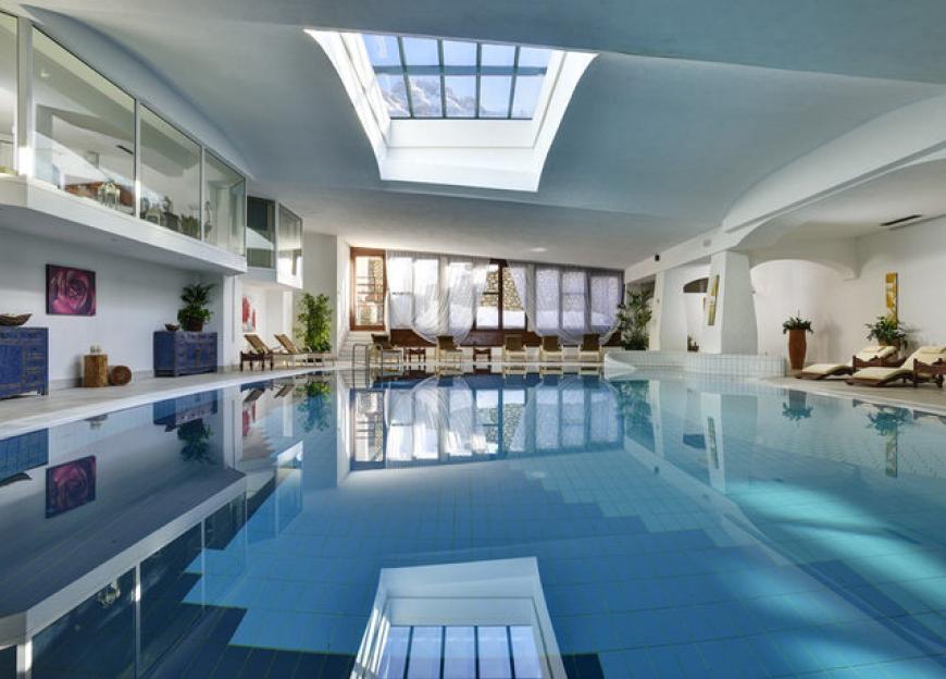 Wellnessoase im Faloria Mountain Spa Resort.