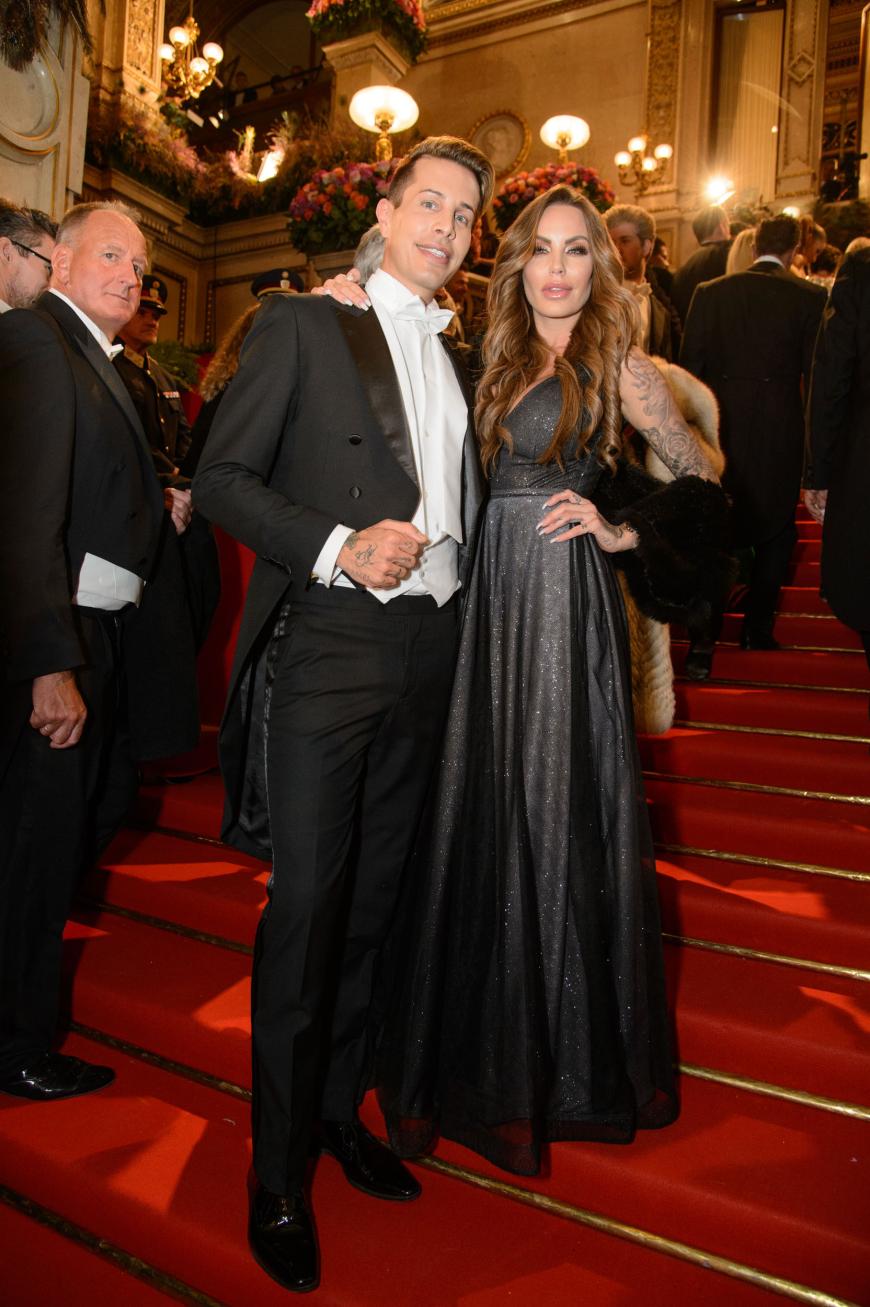 Florian Wess und Gina-Lisa Lohfink beim Opernball