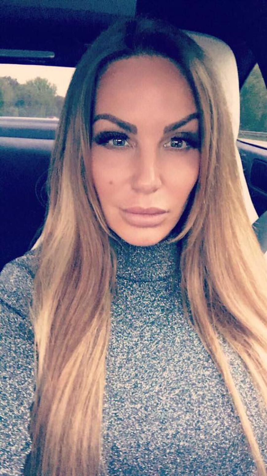 So zeigt sich Gina-Lisa Lohfink aktuell auf Facebook
