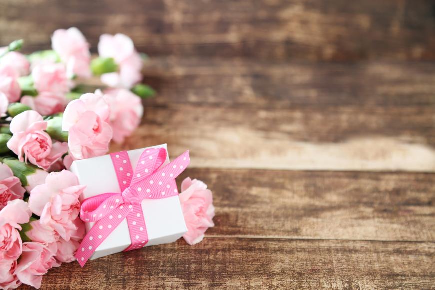 Diese kleinen Hochzeitsgeschenke peppen jedes Geschenk auf.