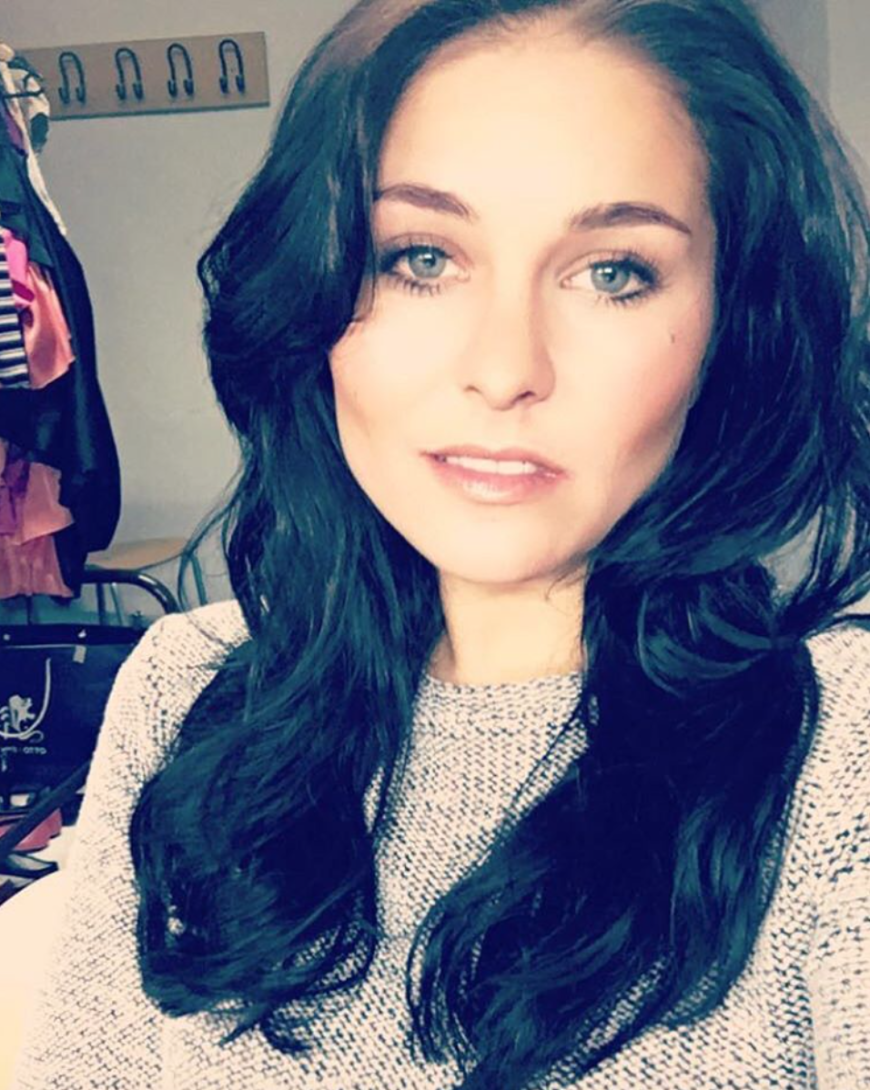 Ist Julia Anna Friess etwa schwanger?