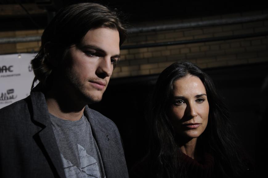 2011 trennten sich Demi Moore und Ashton Kutcher, 2013 wurden sie endgültig geschieden. Packt sie nun in einem Enthüllungsbuch über ihren untreuen Ex aus?