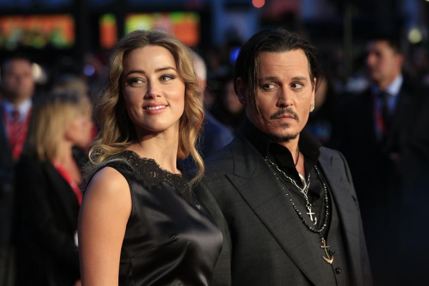 Amber Heard und Johnny Depp gaben ihre Trennung im Mai 2016 bekannt. Nach dem Liebes-Aus erhob Heard schwere Gewalt-Vorwürfe gegen ihren Noch-Ehemann.