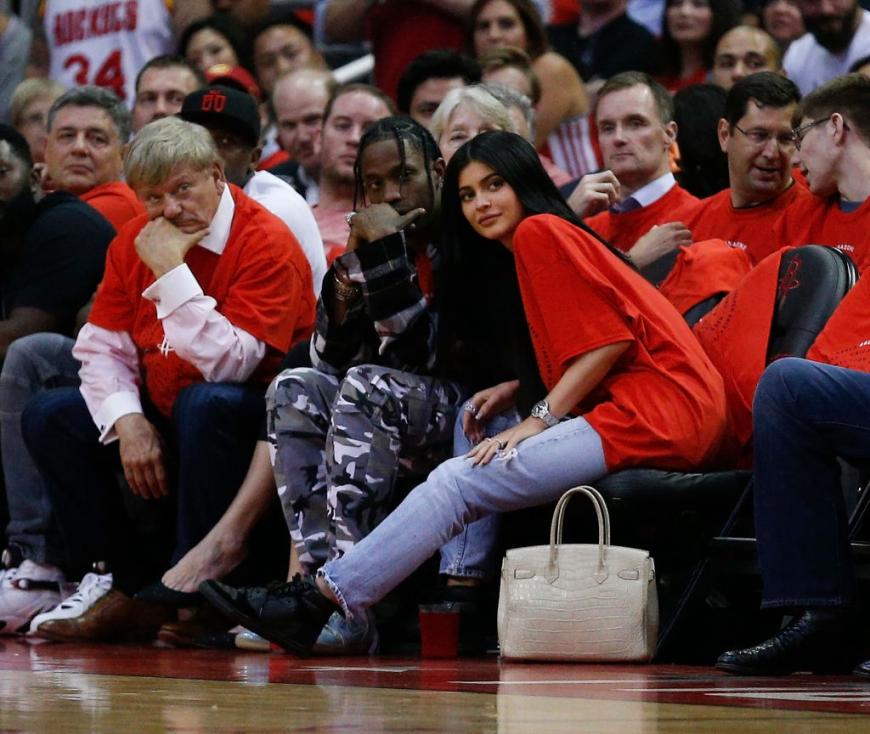 Travis Scott und Kylie Jenner zeigten sich das erste Mal gemeinsam in der Öffentlichkeit.