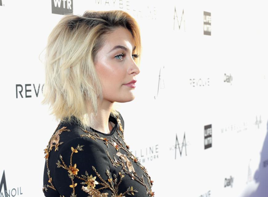 Paris Jackson ist überzeugt, dass man die Serie mit Vorsicht genießen sollte.