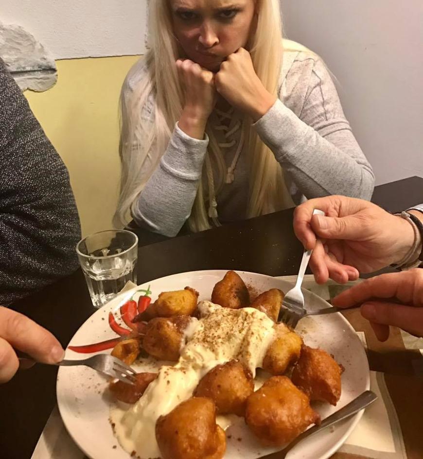 Unter der Woche wird nur Low-Carb gegessen - das kann bei Dani schon mal schlechte Laune hervorrufen.