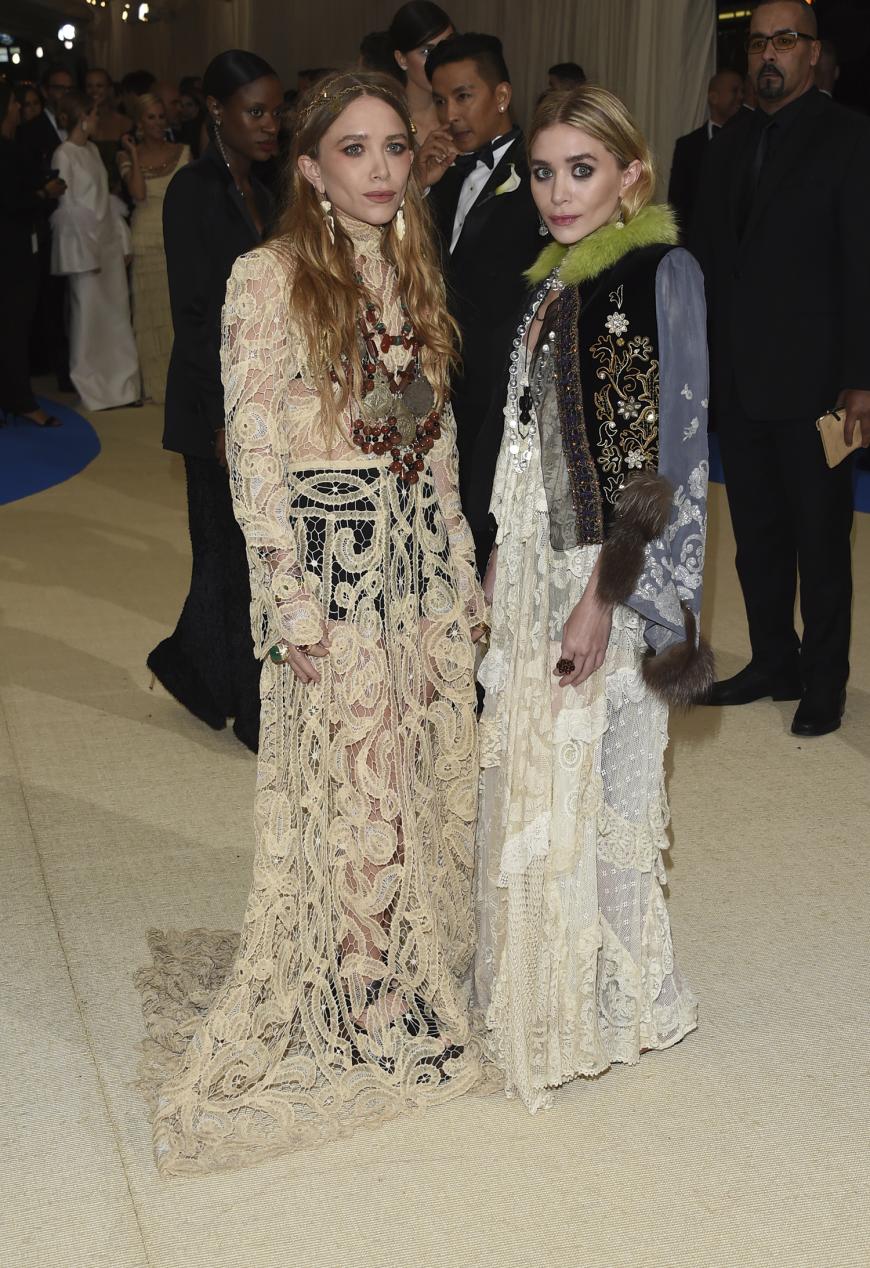 Mary-Kate und Ashley Olsen, 30, in einem überraschend