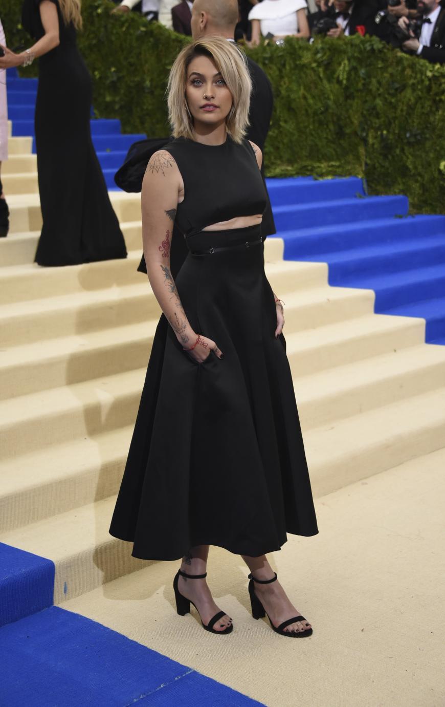 Paris Jackson, 19, feierte in diesem Jahr ihr Met-Gala-Debüt in einem Kleid von Calvin Klein By Appointment.