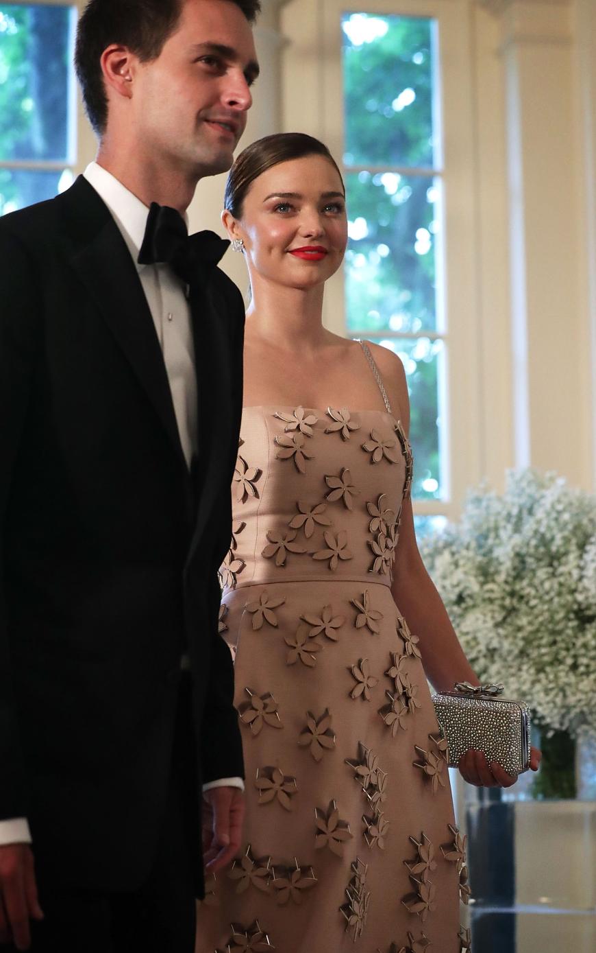 Blitzhochzeit am Wochenende? Evan Spiegel und Miranda Kerr wollen sich so schnell wie möglich das Ja-Wort geben.