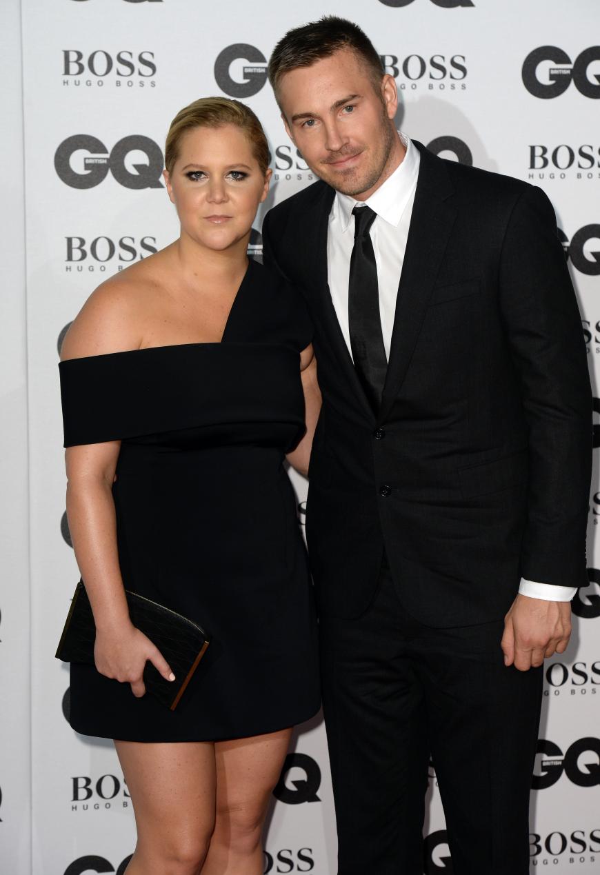 Nicht mal anderthalb Jahre hielt die Beziehung von Amy Schumer und Ben Hanisch. Das Management der 35-Jährigen bestätigte jetzt offiziell das Liebes-Aus.