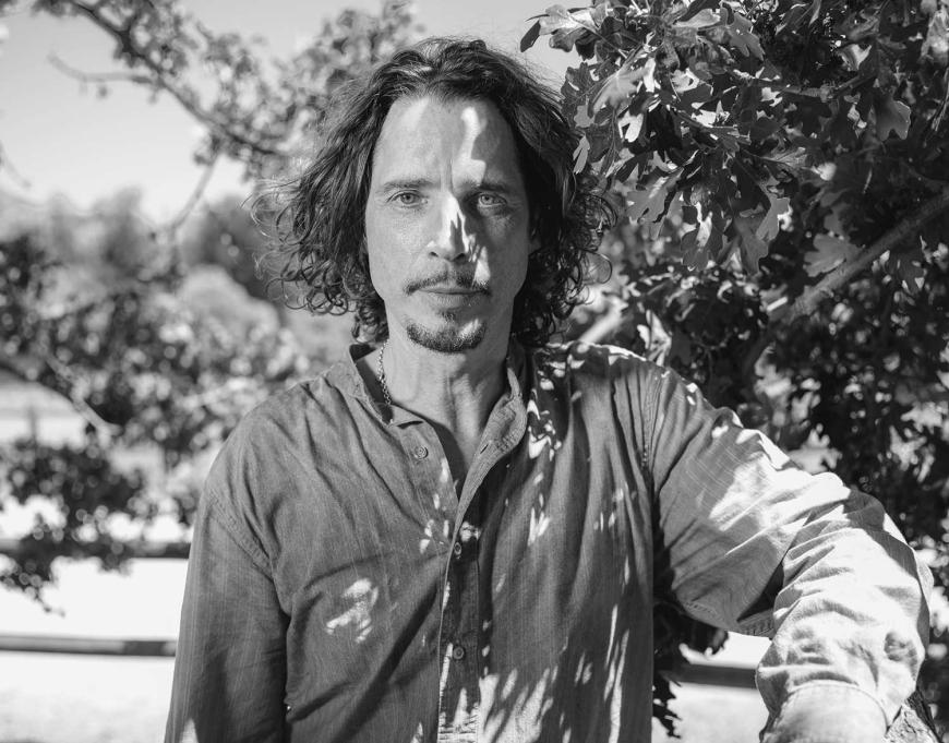 Die Musikwelt trauert um Chris Cornell, der völlig überraschend verstorben ist. Der Gitarrist und Sänger befand sich gerade auf Tour mit seiner Band Soundgarden.