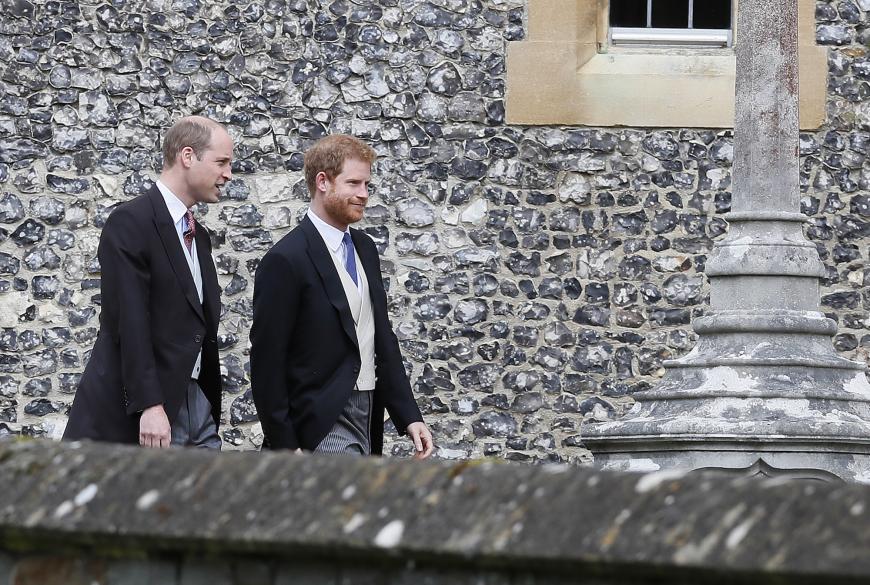 Prinz Harry kam ohne Meghan Markle zur kirlichen Trauung, später soll seine Freundin noch dazu stoßen