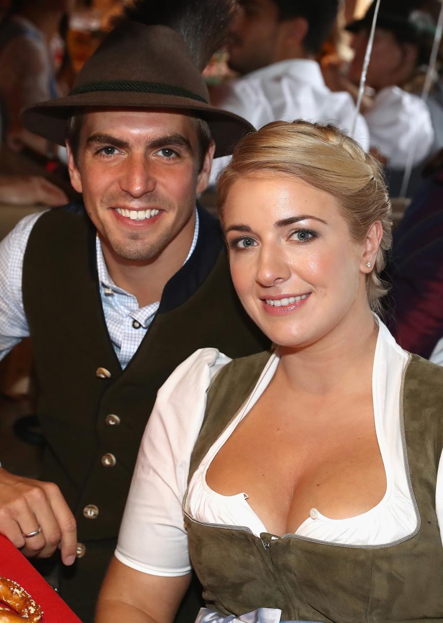 Der Profi-Fußballer und seine Frau erwarten ihr zweites Kind.