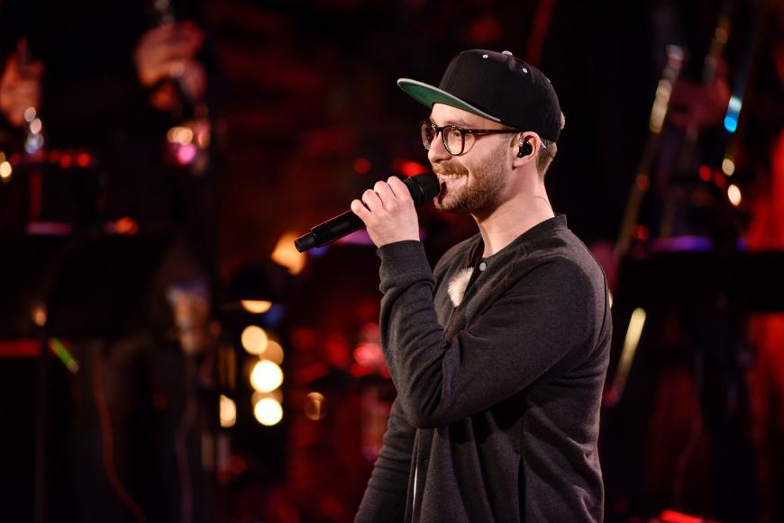 In der ersten Folge werden die Songs von Mark Forster gesungen