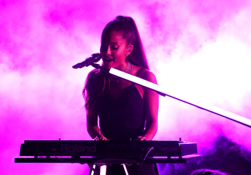Ariana Grande holt sich für ihr Benefizkonzert prominente Unterstützung!